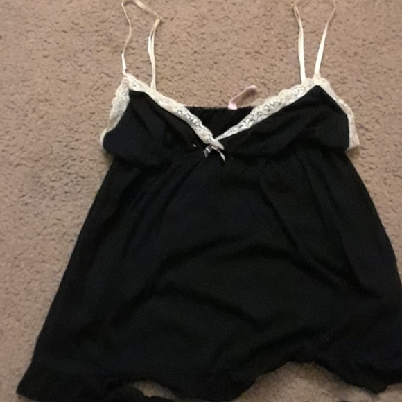 Top and bottom - Picture 2 of 3